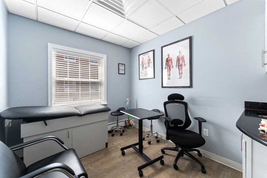 More Photos Of 1115 Clifton Ave, Clifton Medical For Lease