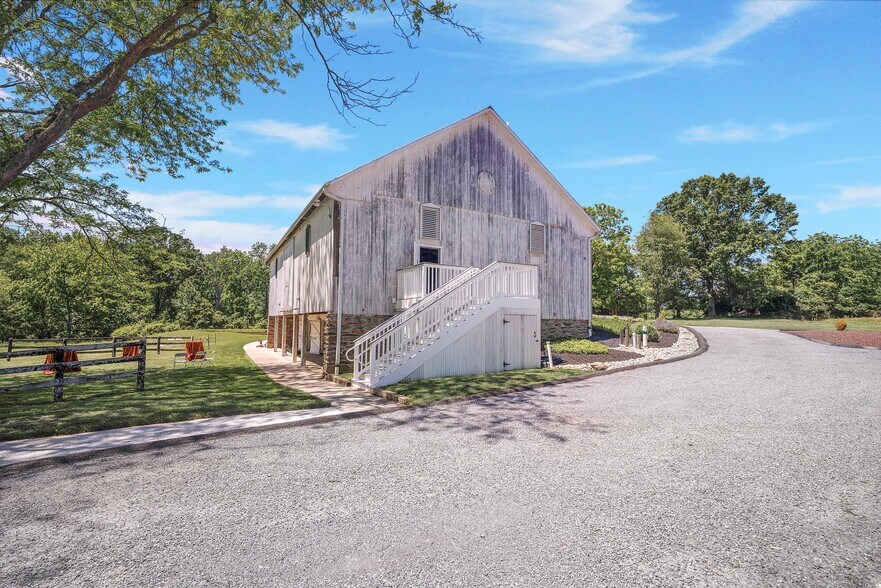 More Photos Of 1902 Jefferson Pike, Brunswick Lodge Meeting Hall For Lease