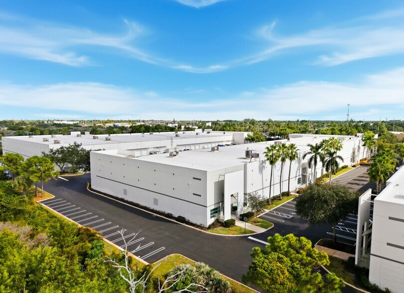 More Photos Of 2035 High Ridge Rd, Boynton Beach Unknown For Lease