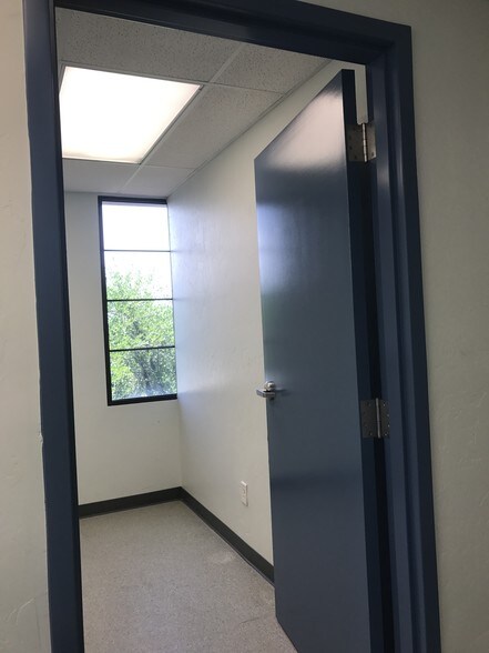 More Photos Of 1310 W St Marys Rd, Tucson Medical For Lease