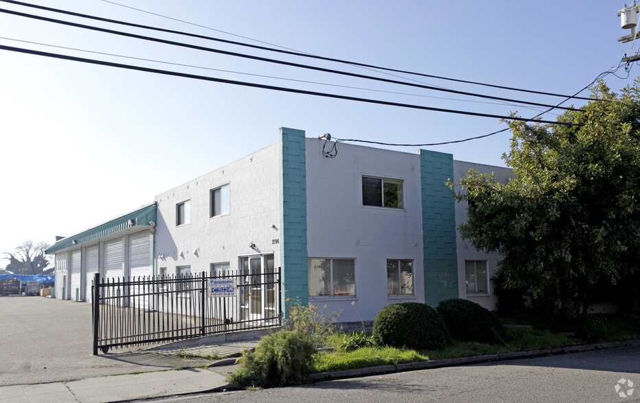 More Photos Of 2196 American Ave, Hayward Warehouse For Lease