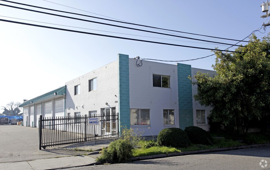 More Photos Of 2196 American Ave, Hayward Warehouse For Lease