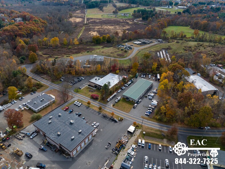 More Photos Of 22 Commerce Rd, Newtown Light Manufacturing For Lease