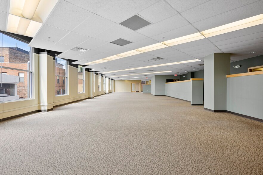 More Photos Of 50 Beaver St, Albany Office For Lease