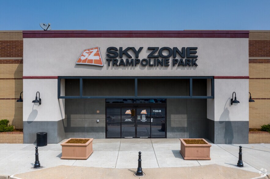 More Photos Of 7330 W 52nd Ave, Arvada Storefront For Lease