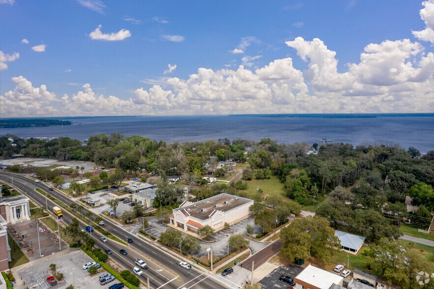 More Photos Of 800 N Orange Ave, Green Cove Springs Freestanding For Lease