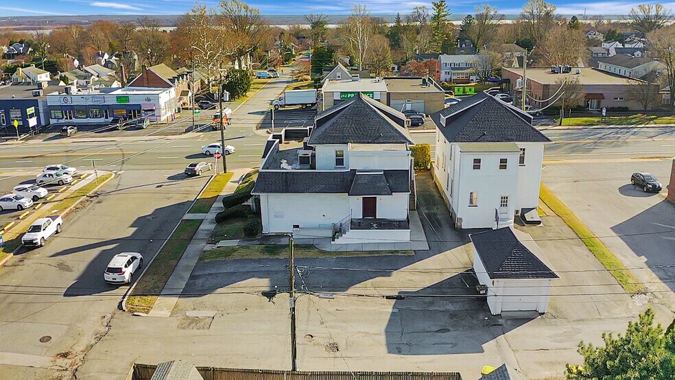 More Photos Of , Wilmington Unknown For Sale