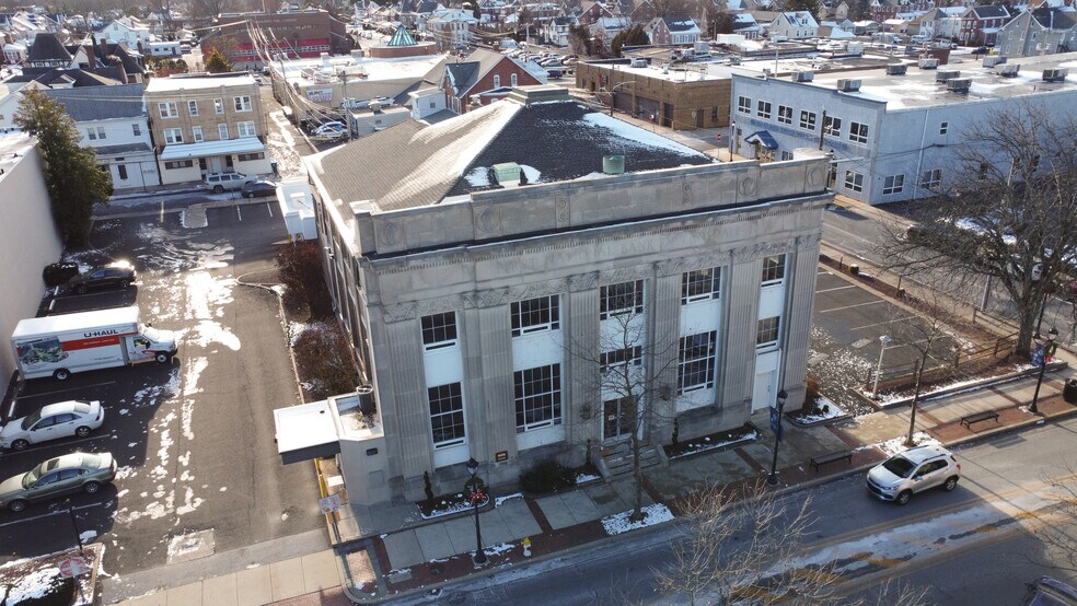 More Photos Of 210 W Main St, Lansdale Bank For Lease