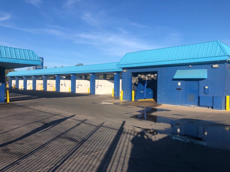More Photos Of 1711 N Meridian Ave, Oklahoma City Carwash For Sale