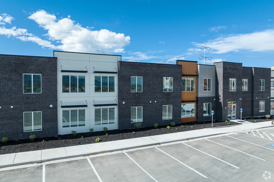 More Photos Of 655 S 1200 W, Springville Apartments For Lease