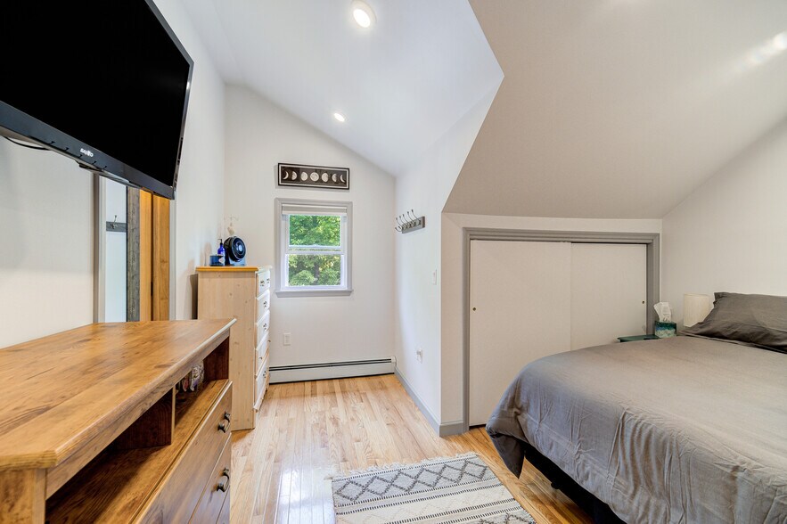 More Photos Of 2-6 Old Firehouse Rd, Plattekill Post Office For Sale