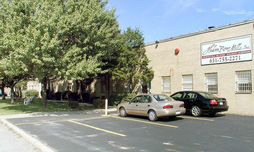 Primary Photo Of 210-220 Verdi St, Farmingdale Warehouse For Lease
