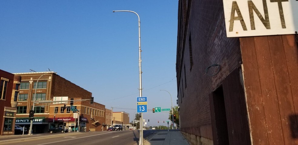 More Photos Of 302 S Broadway Ave, Albert Lea Storefront Retail Office For Sale