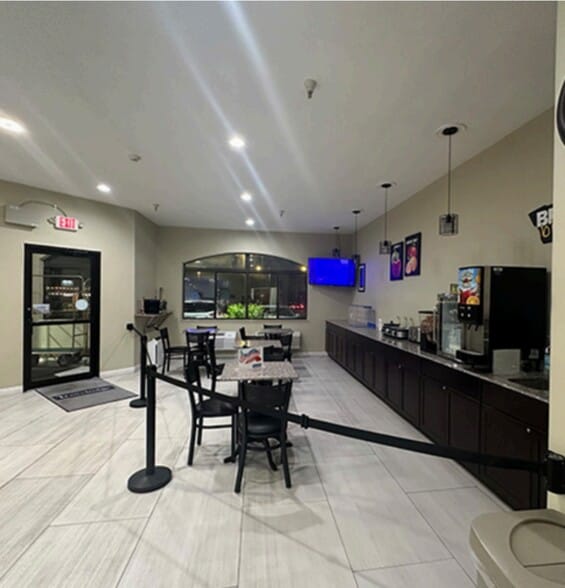 More Photos Of 9645 Natural Bridge Rd, Saint Louis Hotel For Sale