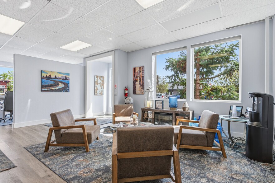 More Photos Of 1202 Commercial Ave, Anacortes Office For Sale