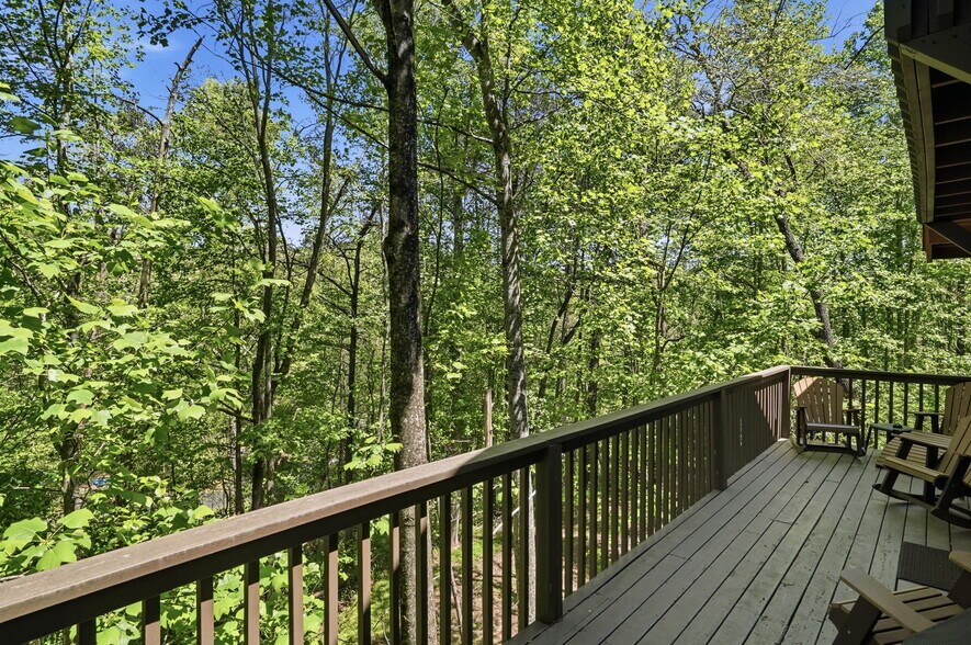 More Photos Of 5730 Highway 356, Sautee Nacoochee Specialty For Sale