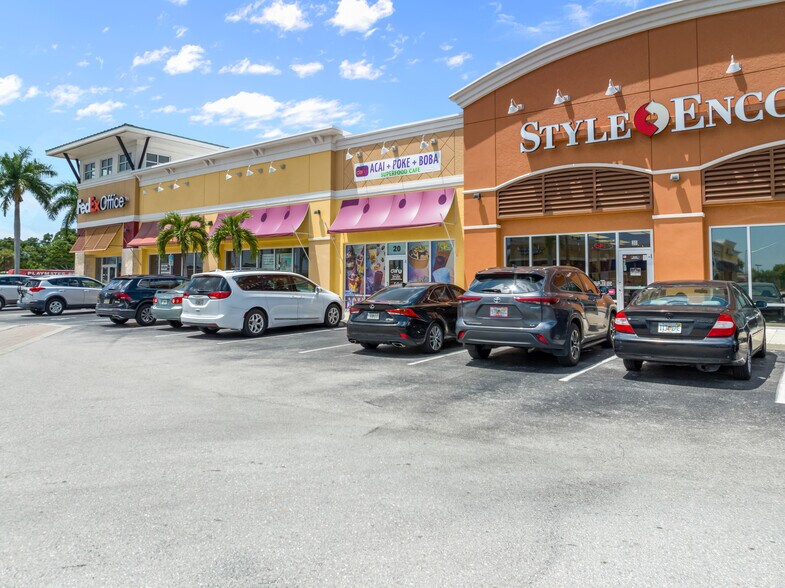 More Photos Of 11601-11609 S Cleveland Ave, Fort Myers Unknown For Lease