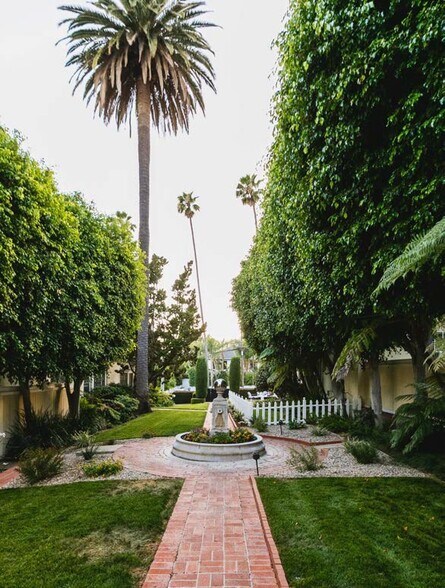 More Photos Of 1718-1726 N Vista St, Los Angeles Apartments For Sale