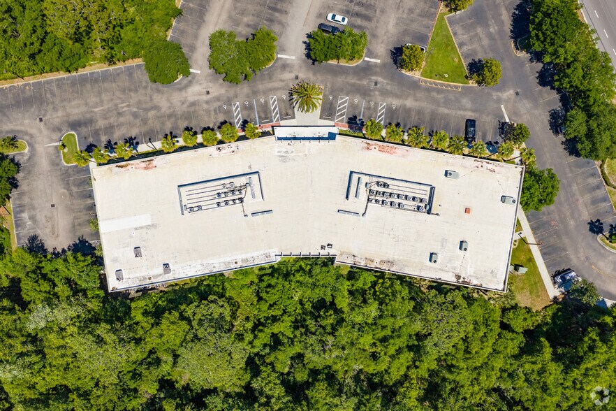 More Photos Of 7560 Red Bug Lake Rd, Oviedo Medical For Lease
