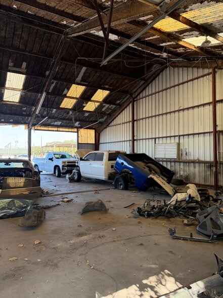 More Photos Of 6000 Waltrip St, Houston Carwash For Lease