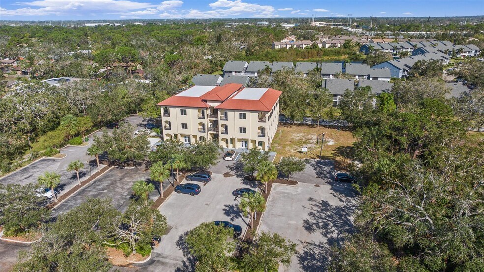 More Photos Of 2641 Fruitville Rd, Sarasota Medical For Sale
