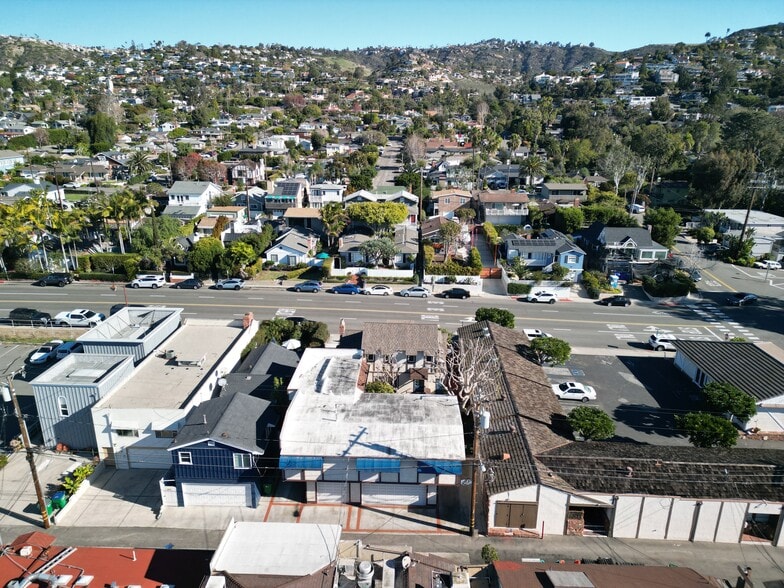 More Photos Of 1461 Glenneyre St, Laguna Beach Office Residential For Lease
