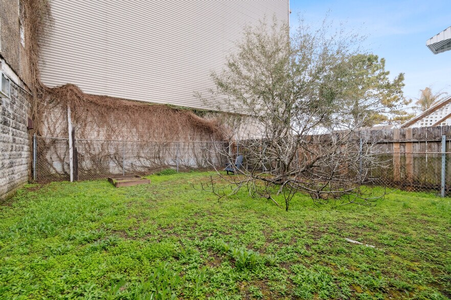 More Photos Of 2506 Jena St, New Orleans Storefront Retail Office For Lease