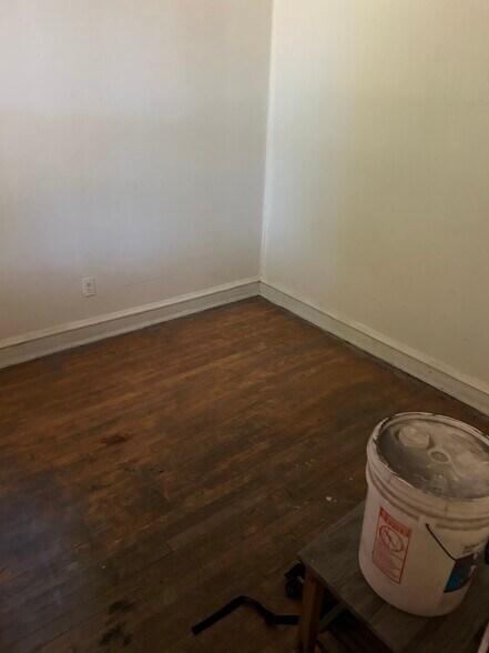 More Photos Of 1114 W Polk St, Chicago Apartments For Sale