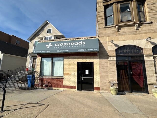 More Photos Of 1434 W Montrose Ave, Chicago Storefront For Lease