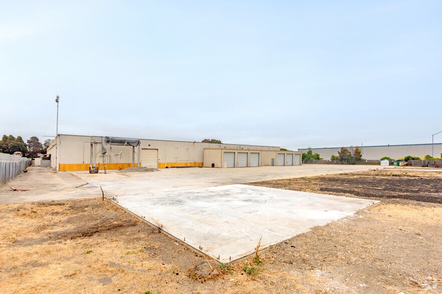 More Photos Of 1833 Stearman Ave, Hayward Manufacturing For Lease