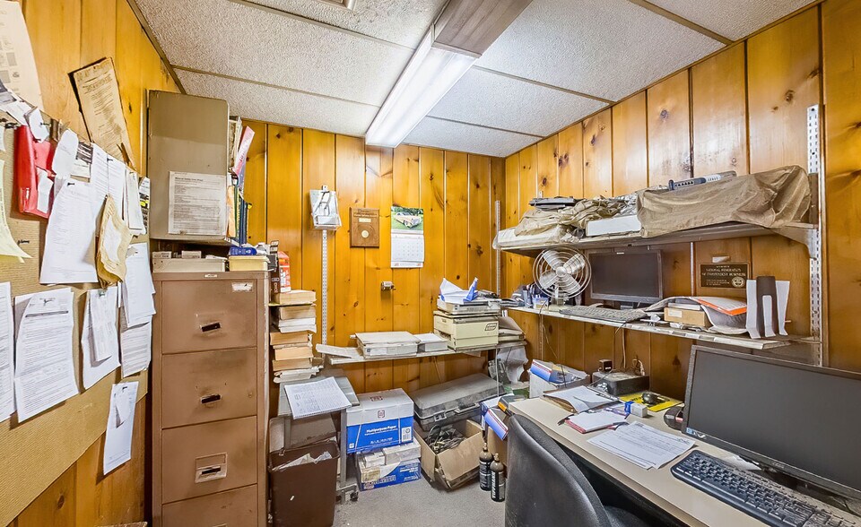 More Photos Of 765 Columbia Blvd, Bloomsburg Auto Repair For Sale