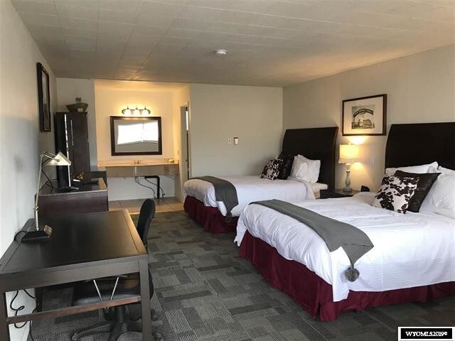 More Photos Of 1004 Dewar Dr, Rock Springs Hotel For Sale