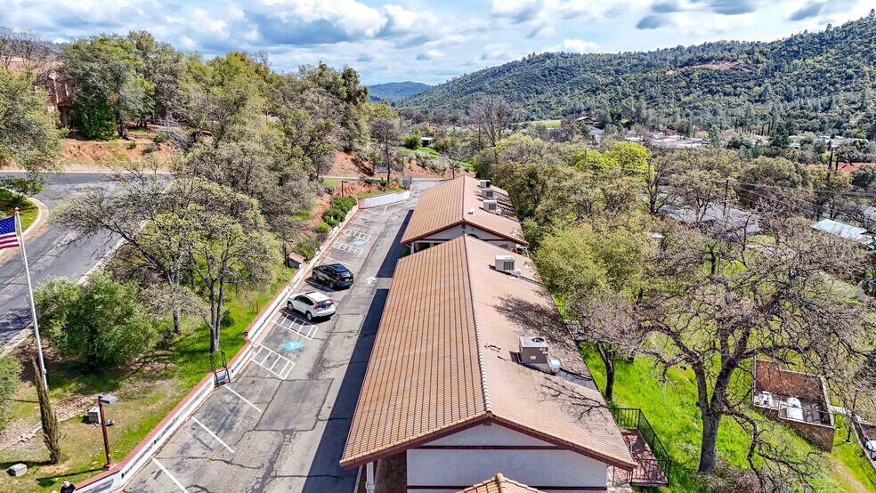 More Photos Of 5320 State Highway 49, Mariposa Office Residential For Sale