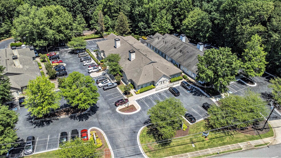 More Photos Of 1250 Upper Hembree Rd, Roswell Medical For Lease