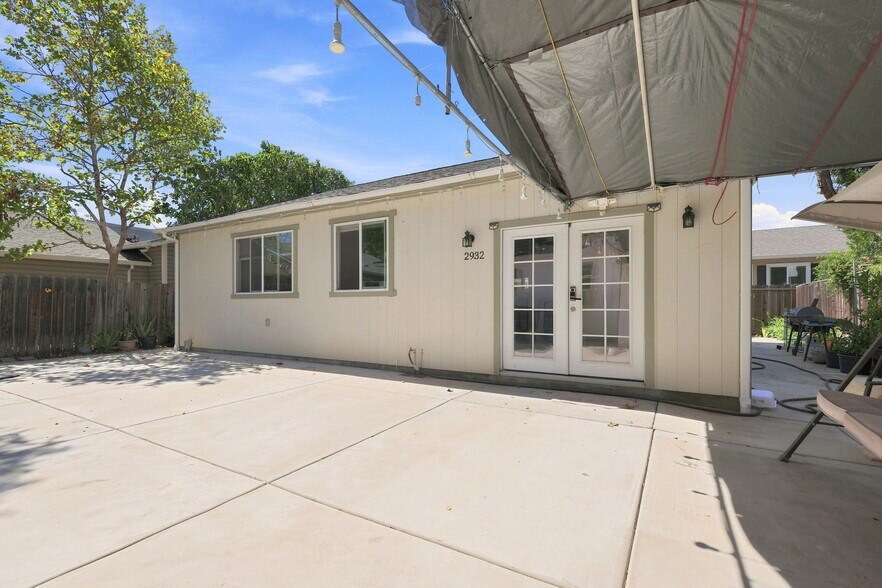 More Photos Of 2930 Clayton Rd, Concord Storefront Retail Residential For Sale