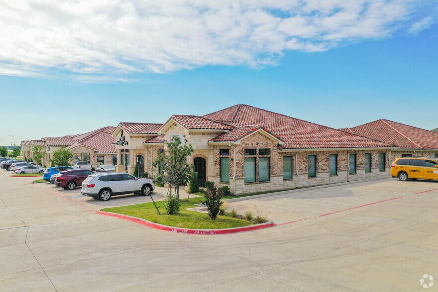 More Photos Of 3400 N Tarrant Pkwy, Fort Worth Medical For Lease