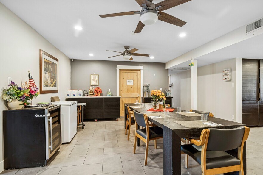 More Photos Of 5926 E Wilshire Dr, Scottsdale Assisted Living For Sale