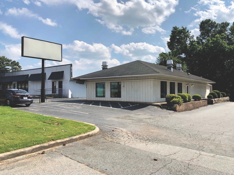 More Photos Of 570 Cobb Pky, Marietta Restaurant For Sale