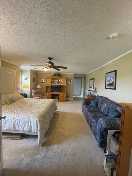 More Photos Of 105 Marshland Ln, Greer Hospitality For Sale