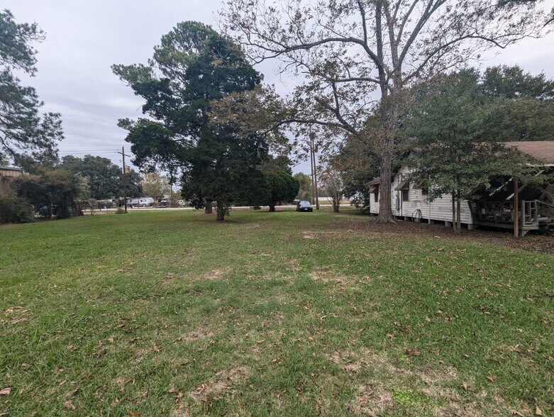 More Photos Of 1380 Lindbergh Dr, Beaumont Land For Sale