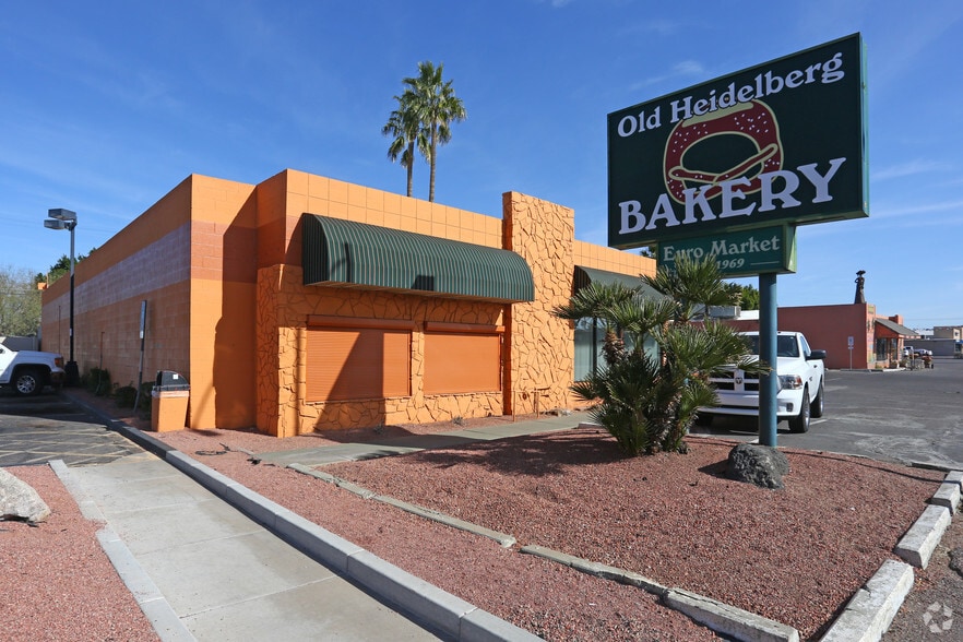 Primary Photo Of 2210 E Indian School Rd, Phoenix Restaurant For Sale