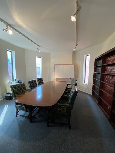 More Photos Of 2014 P St NW, Washington Storefront Retail Office For Lease