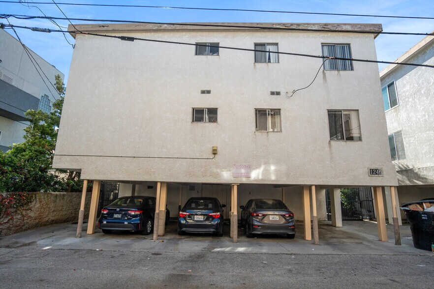 More Photos Of , Santa Monica Multifamily For Sale