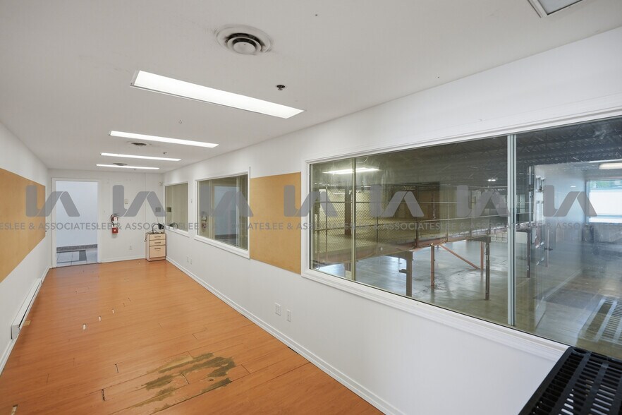 More Photos Of 18788 96th Ave, Surrey Warehouse For Lease