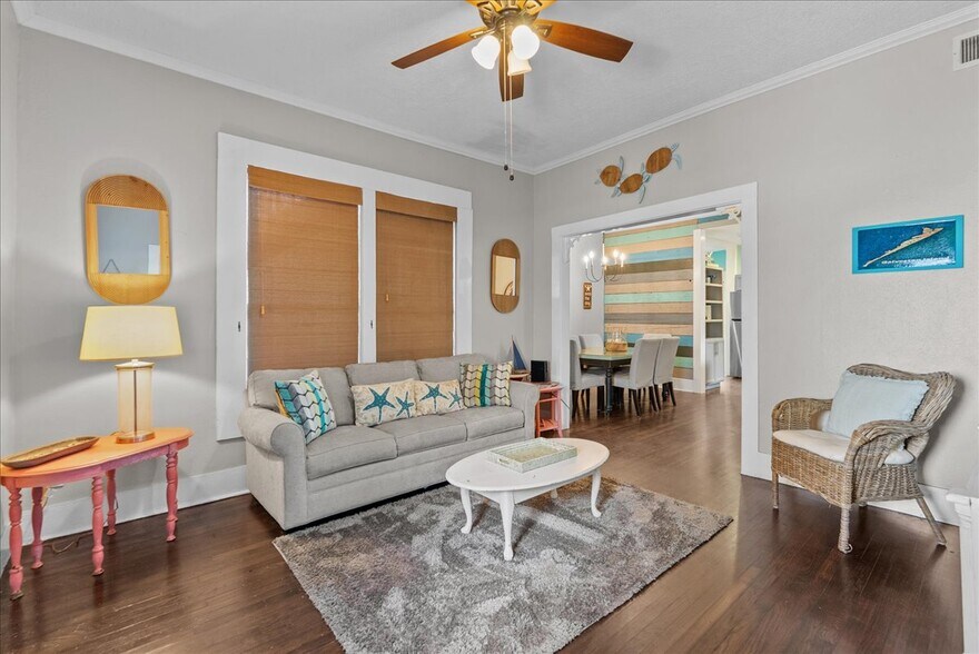 More Photos Of 1310 Avenue N 1/2, Galveston Apartments For Sale