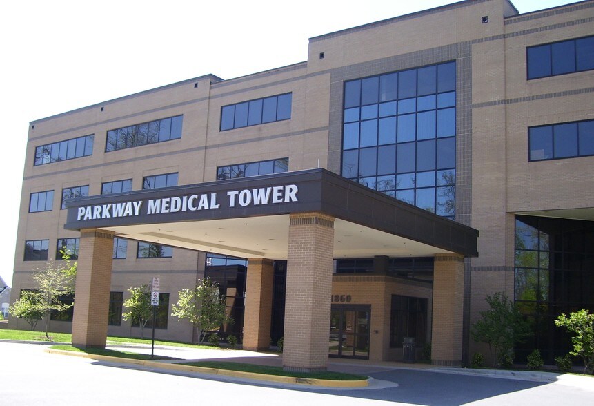 More Photos Of 1860 Town Center Dr, Reston Medical For Sale