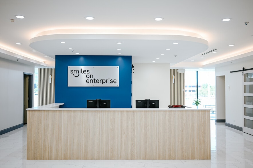 More Photos Of 800 Enterprise Dr, Oak Brook Medical For Sale