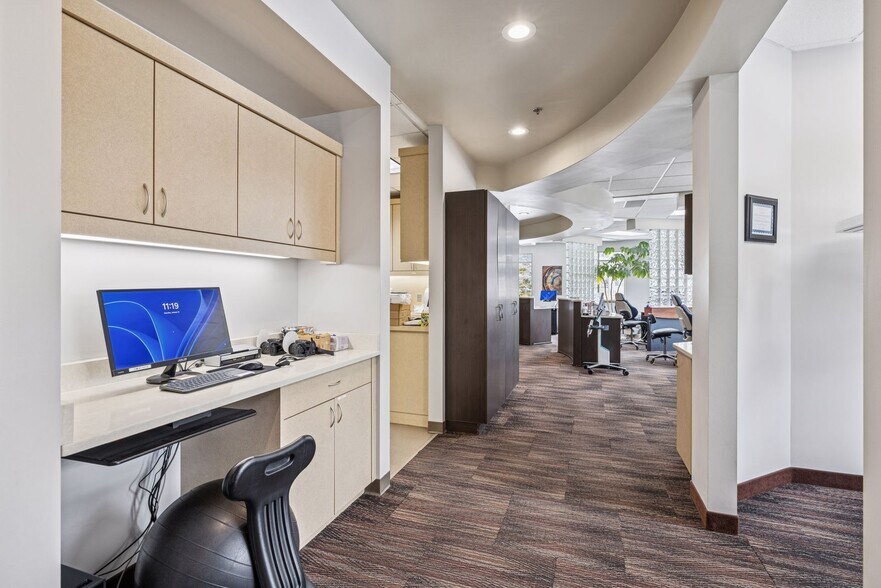 More Photos Of 3340 Sherman Ct, Eagan Medical For Sale