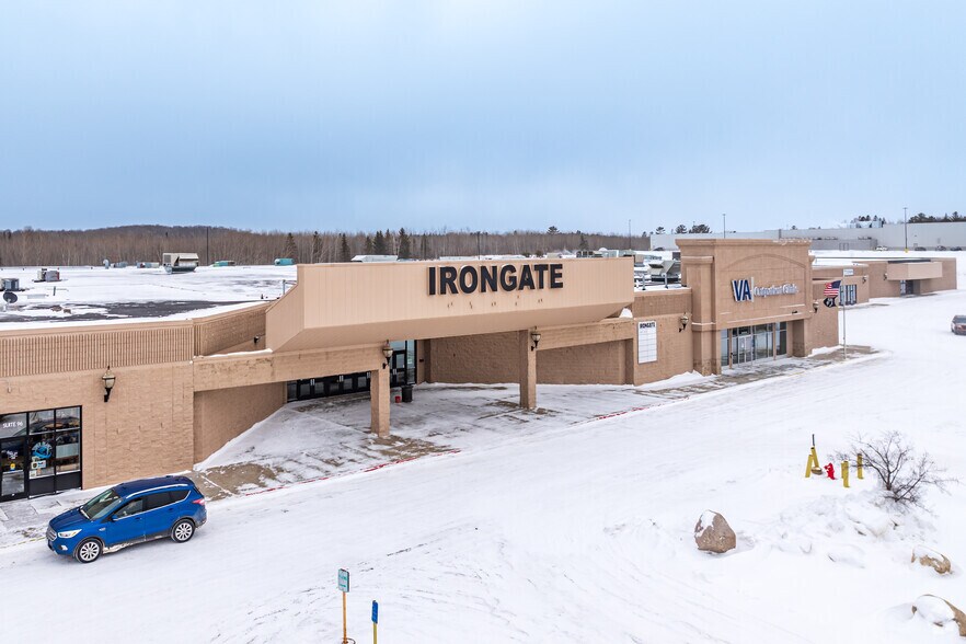 More Photos Of 990 W 41st St, Hibbing General Retail For Sale