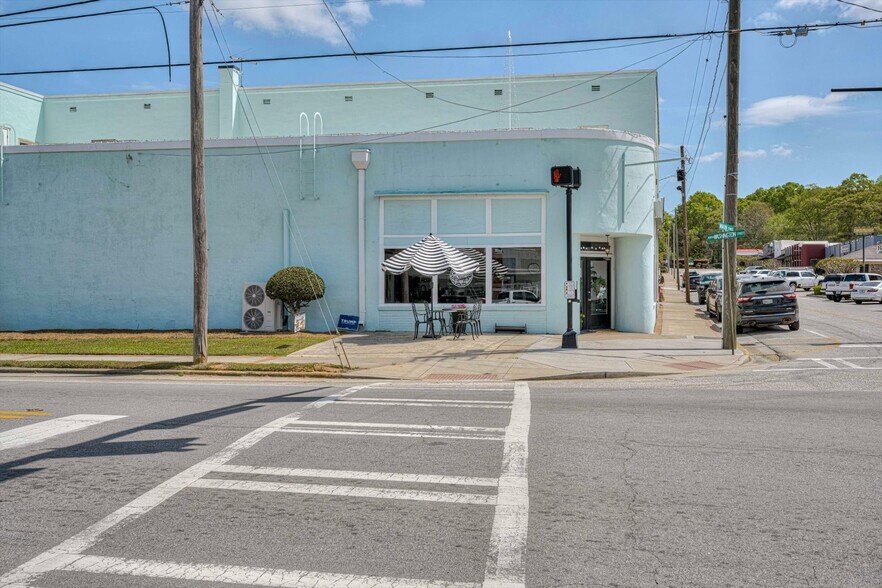 More Photos Of 111 Main Street, Lincolnton Flex For Sale
